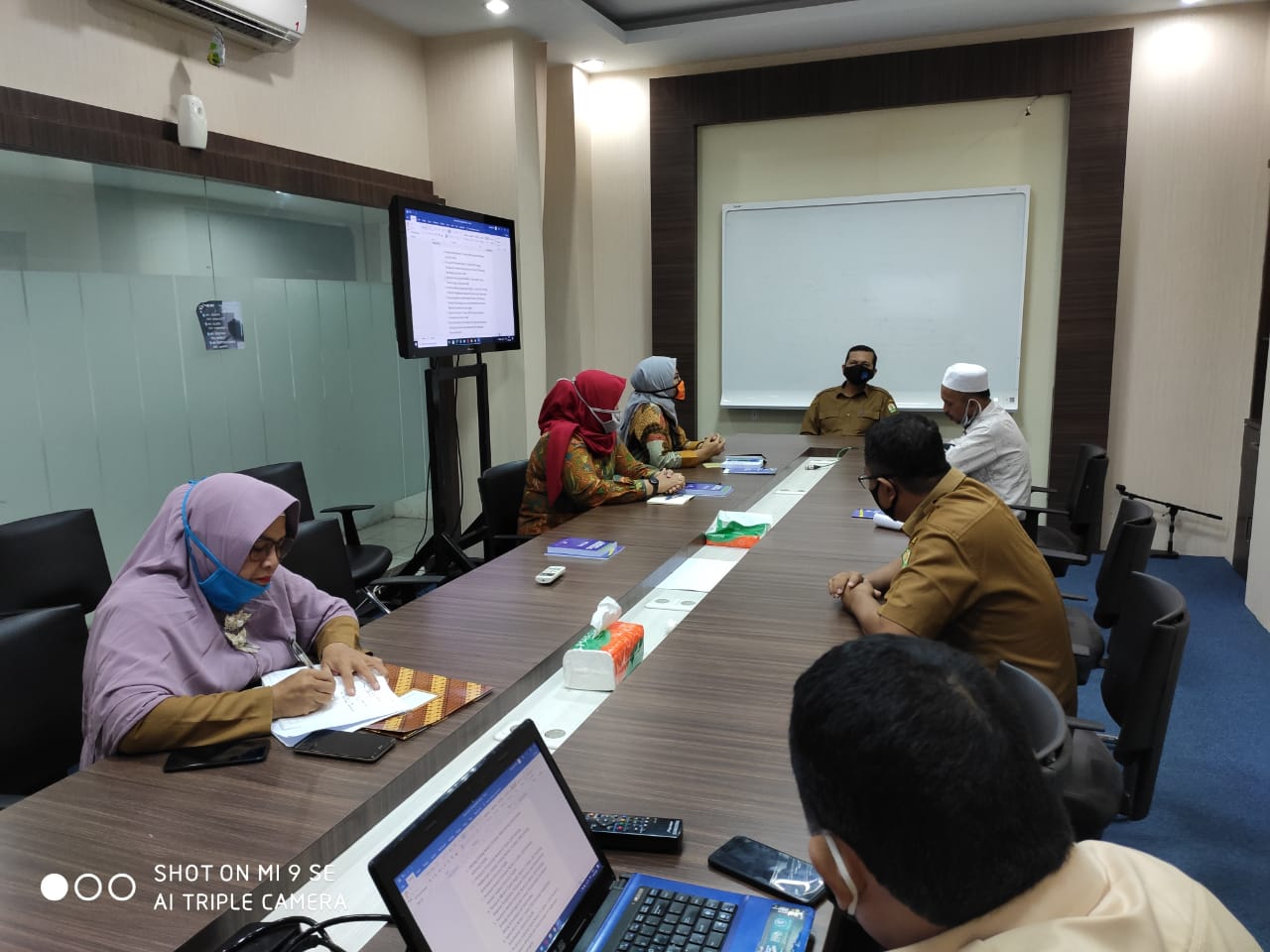 Panwaslih Provinsi Aceh Gandeng PPID Utama Provinsi Aceh: “Meningkatkan kualitas pelayanan prima terhadap kebutuhan informasi publik Panwaslih Provinsi Aceh“.