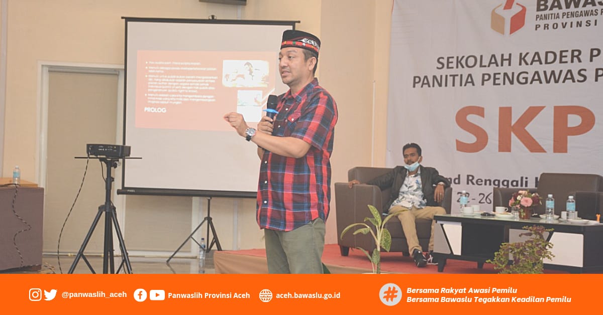 Teknik Menulis, Kemal : Mulailah Menulis Dengan Menambah Bacaan