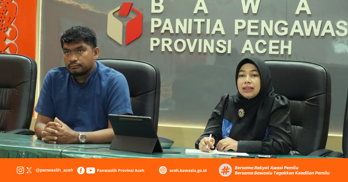 Anggota Panwaslih Provinsi Aceh Memberikan Materi  Pelatihan Pengawas Pemilu Partisipatif Dilaksanakan Secara Daring di Aceh