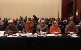 PANWASLIH LAKUKAN WASKAT PLENO REKAPITULASI HASIL AKHIR VERIFIKASI FAKTUAL PERBAIKAN KEDUA DAN PLENO DUKUNGAN PEMILIH PERSEORANGAN CALON PESERTA PEMILU ANGGOTA DPD PROVINSI ACEH