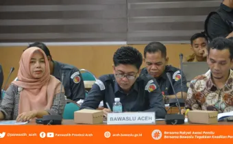 Panwaslih Provinsi Aceh Mengikuti Pertemuan Dengan Komisi II DPR - RI Dalam Rangka Kunjungan Kerja Spesifik Komisi II DPR RI Berkenaan Persiapan dan Kesiapan Pemilu Serentak Tahun 2024 di Provinsi Aceh