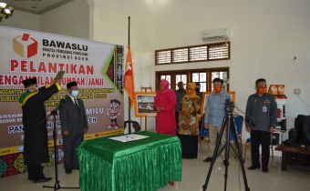 Sumardi Dilantik Sebagai Pengganti Antarwaktu Panwaslih Kota Subulussalam