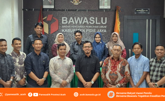  Koordinator Divisi Hubungan Partisipasi dan Pengawasan Hubungan Masyarakat (HP2H)