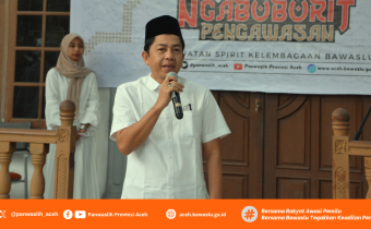 Ketua Bawaslu Provinsi Aceh Memberi Sambutan Kegiatan Buka Puasa Bersama