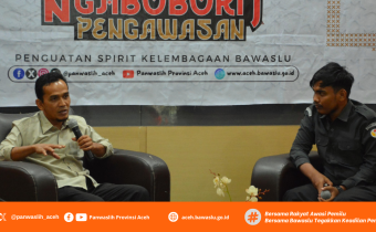 Anggota Bawaslu Provinsi Aceh Memeberikan Materi Ngabuburit Pengawasan 